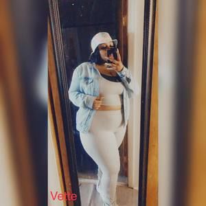 Meet your Posher, Yvette